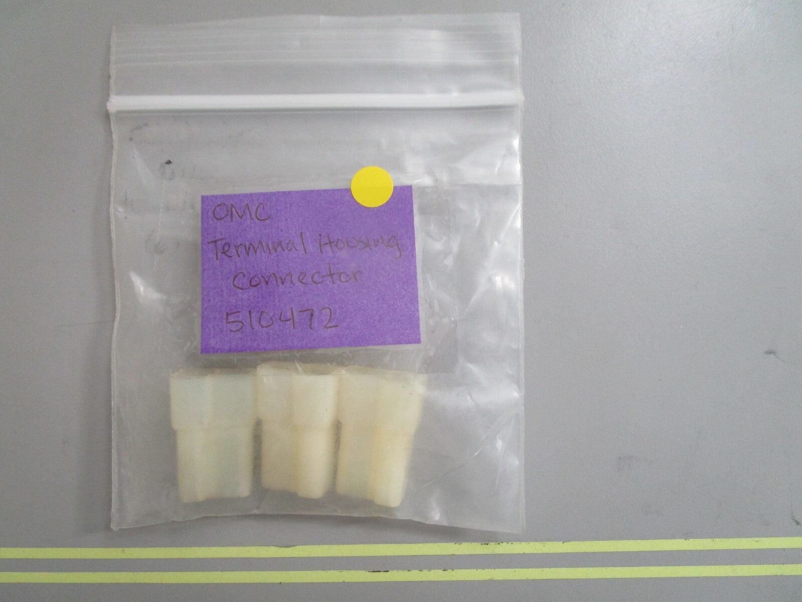 *NEW OEM* (LOT OF 3) 0810 OMC Johnson Evinrude Terminal Housing Connector 510472