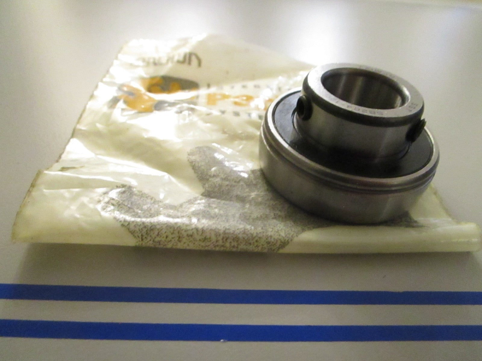 NEW OEM 065027 Crown Bearing 0720
