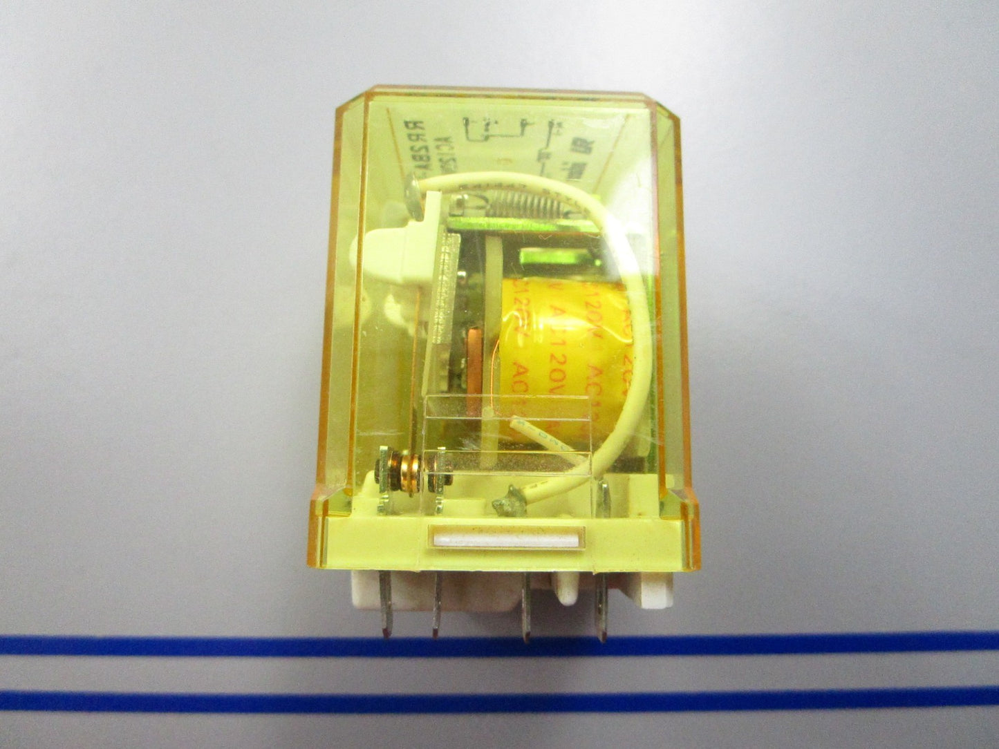 *NEW* 0810 IDEC 120V Power Relay RR2BA-U