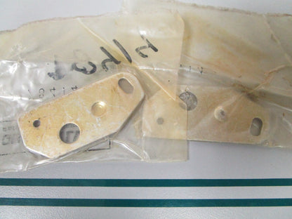 NEW OEM (LOT OF 2) 78414 Mercury Quicksilver Retainer 0810