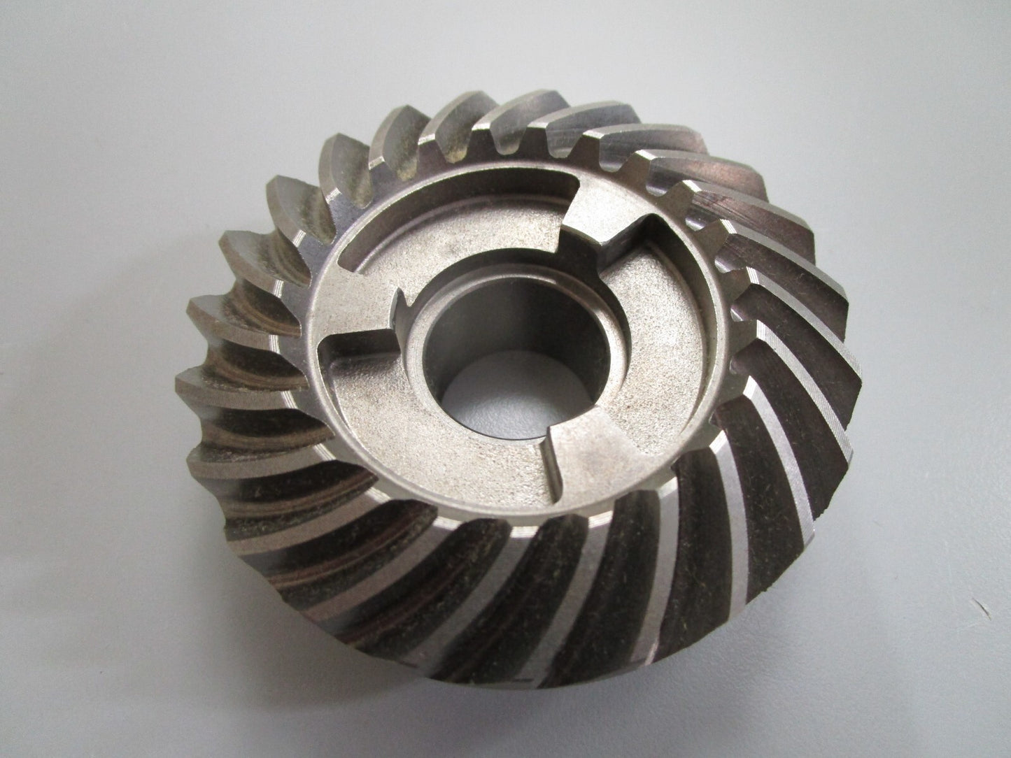 *NEW OEM* 0810 Suzuki 23T Reverse Gear 57521-94401