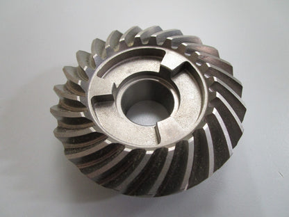 *NEW OEM* 0810 Suzuki 23T Reverse Gear 57521-94401