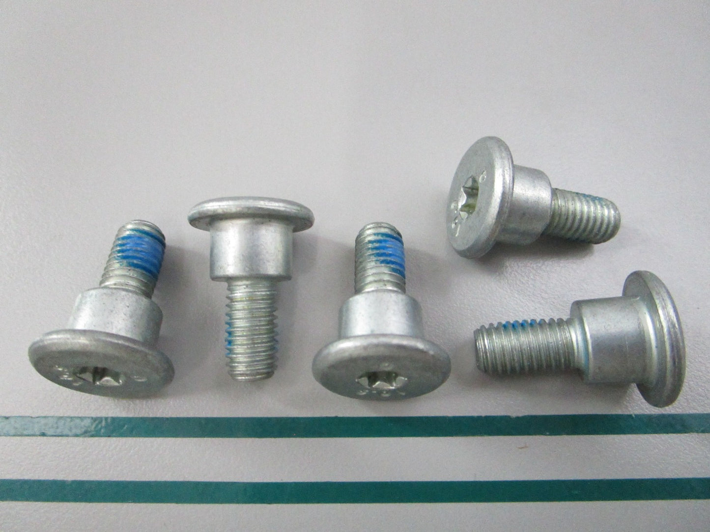 NEW OEM (LOT OF 5) 3762M Harley Davidson Shoulder Bolt 0810