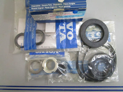 *NEW OEM* 0820 Volvo Penta Gasket Kit 876267