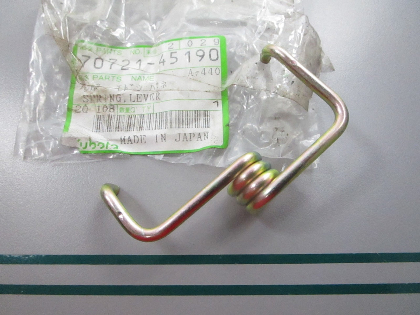 NEW OEM 70721-45190 Kubota Lever Spring 0810