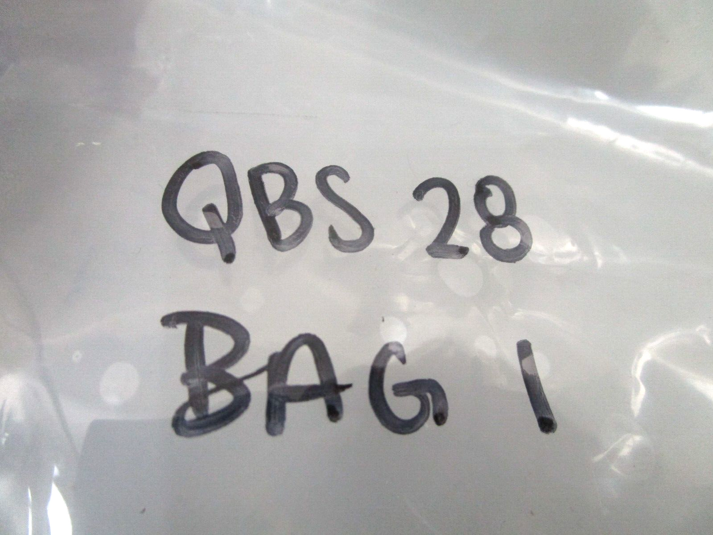 *NEW OEM* (LOT OF 2) 0750 Volvo Penta SCREW 946173 0946173