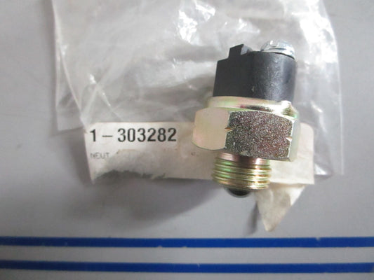 NEW OEM 303282 Exmark Neutral Start Switch 0820