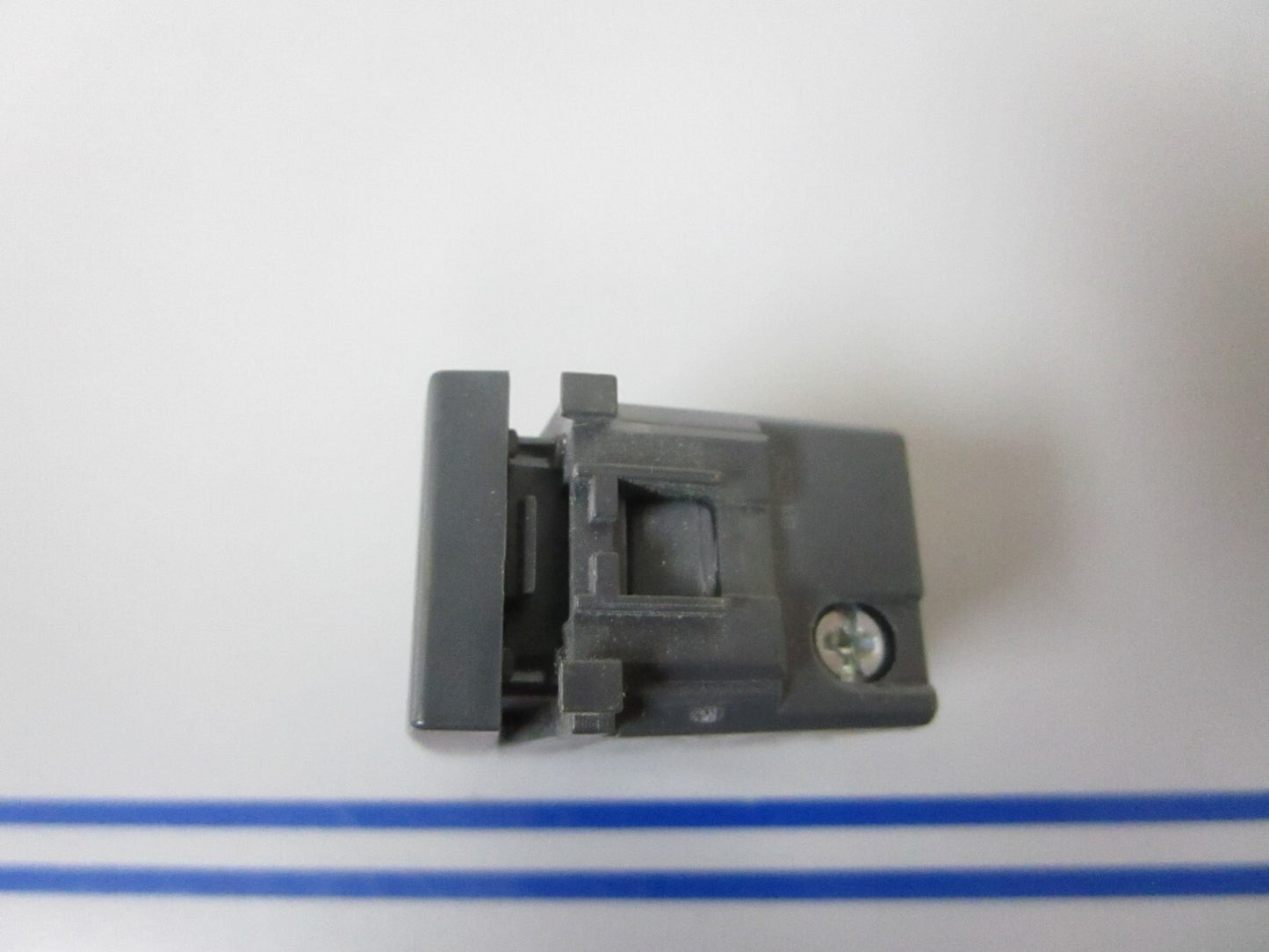 *NEW* (LOT OF 2) 0810 Vimar Eikon Rocker Switch 20005