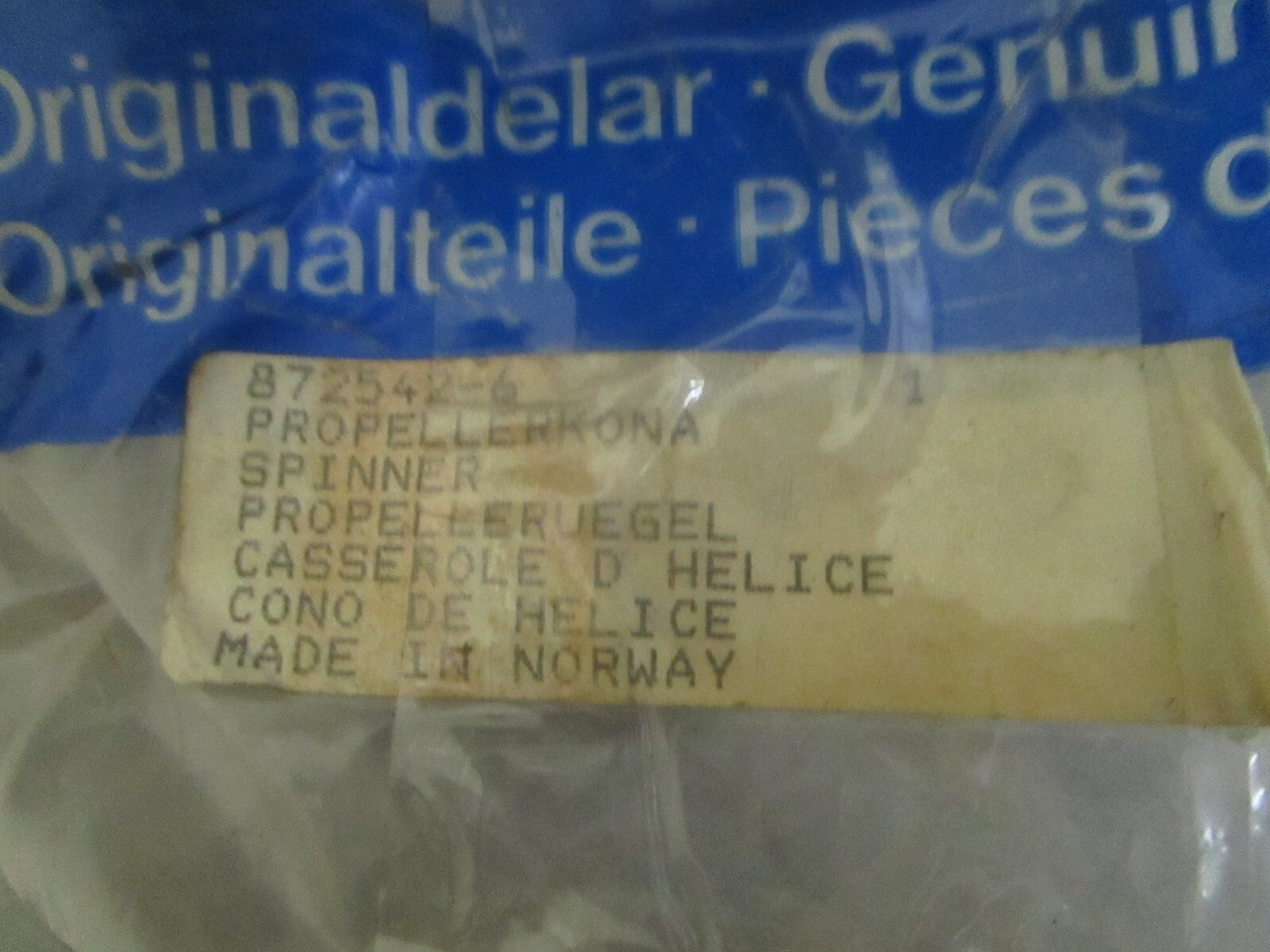 *NEW OEM* 0820 Volvo Penta Spinner 872542