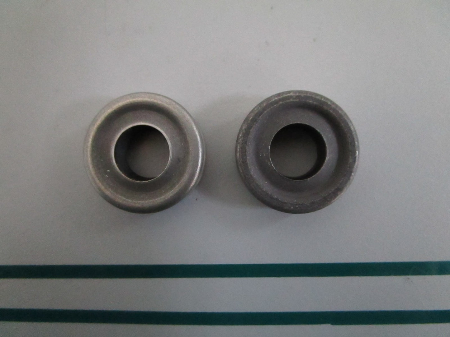 NEW OEM (LOT OF 2) 314167 0314167 OMC Johnson Evinrude Retainer 0820