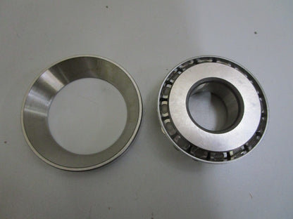 *NEW OEM* 0820 Volvo Penta Roller Bearing 11072