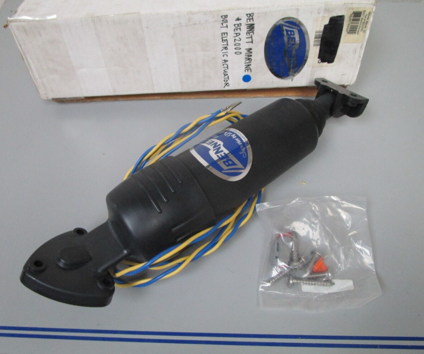 *NEW OEM* 0720 Bennett Marine 12VDC 20amp Bolt Electric Actuator BEA2000