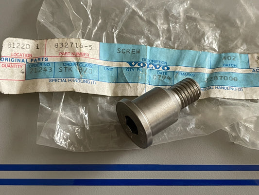 *NEW OEM* 0720 Volvo Penta Shoulder Bolt 832716