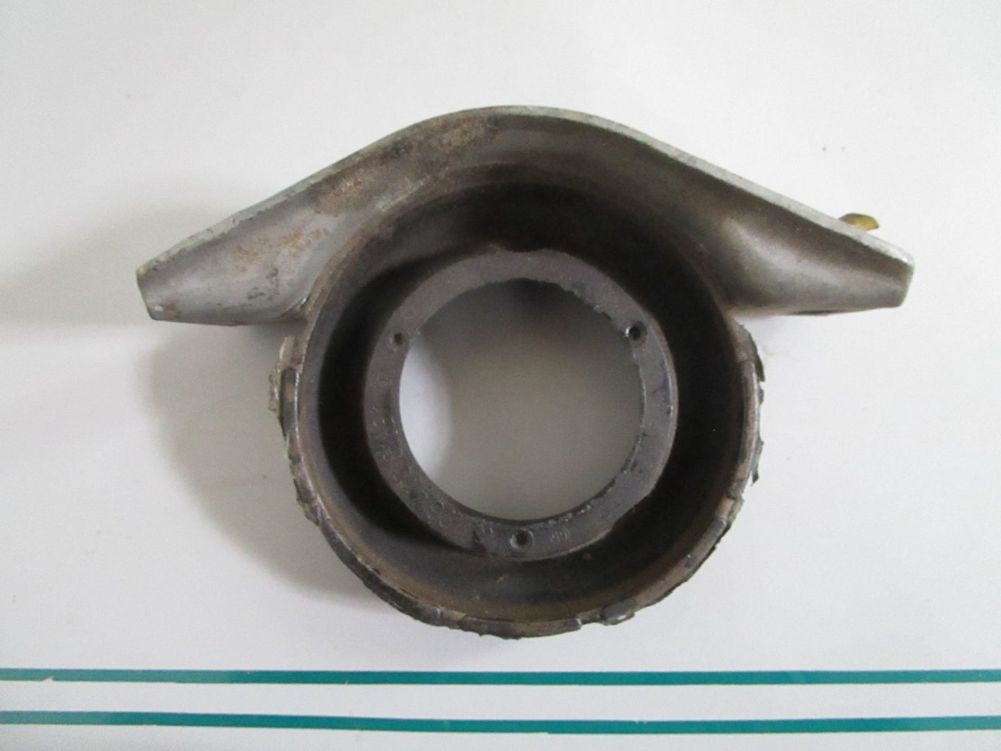 NEW OEM 1264100181 Merecedes-Benz Mounting 0820
