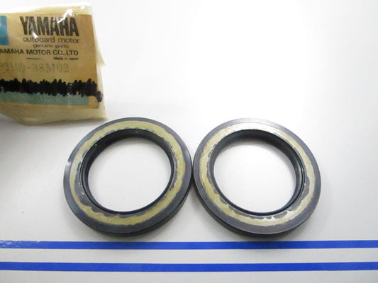 *NEW OEM* (LOT OF 2) 0810 Yamaha Oil Seal 93109-38M02