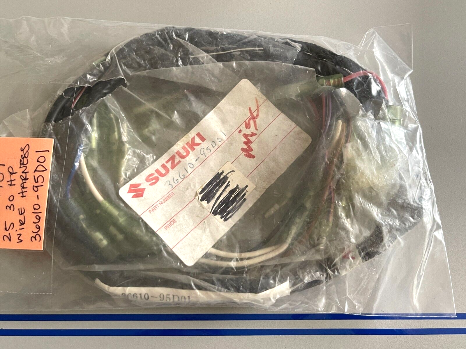 *NEW OEM* 0720 Suzuki 1988 1989 25 hp 30 hp Wire Harness 36610-95D01