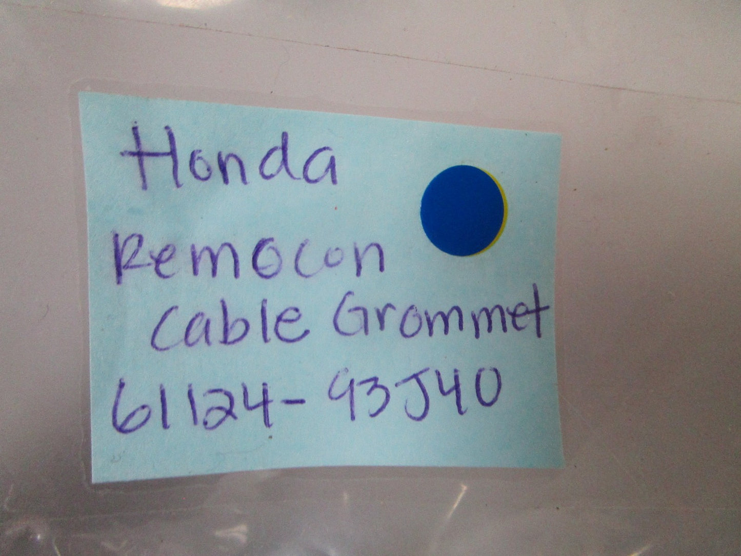 NEW OEM 61124-93J40 Suzuki Remocon Cable Grommet 0720