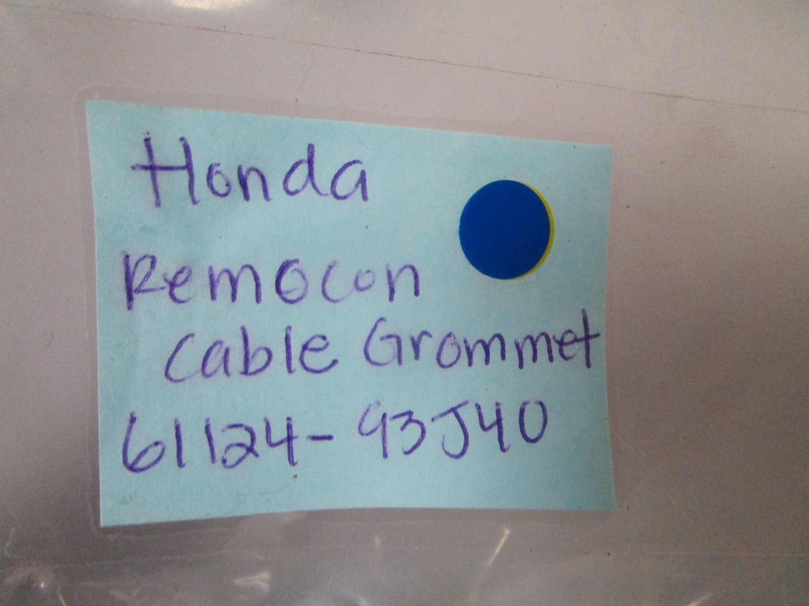 NEW OEM 61124-93J40 Suzuki Remocon Cable Grommet 0720