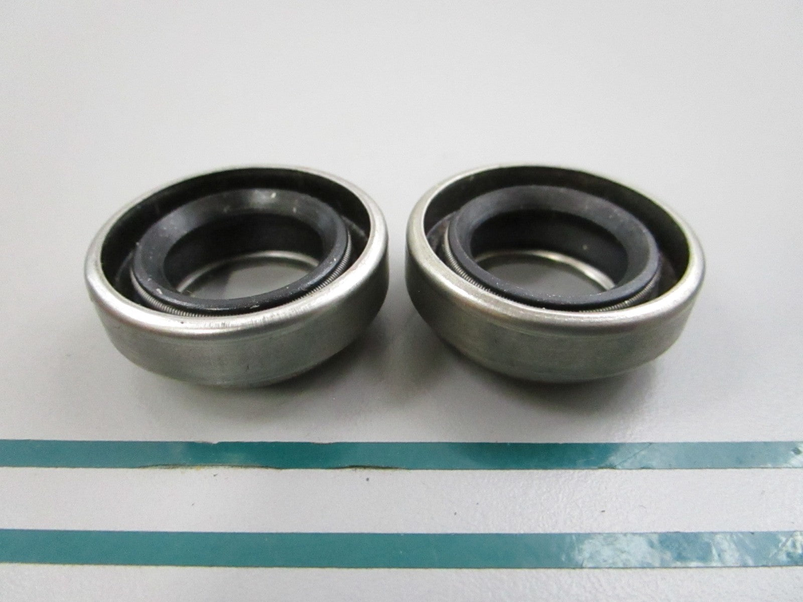 NEW OEM (LOT OF 2) 26-85553 Mercury Quicksilver Oil Seal 0810