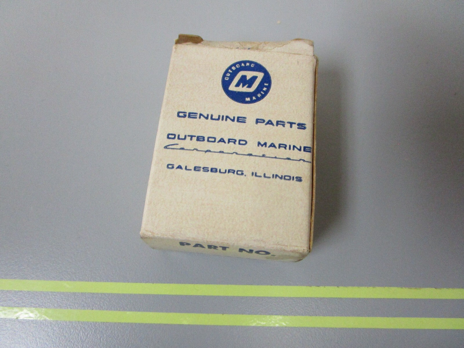 *NEW OEM* 0810 OMC Johnson Evinrude Condenser 378477 0378477