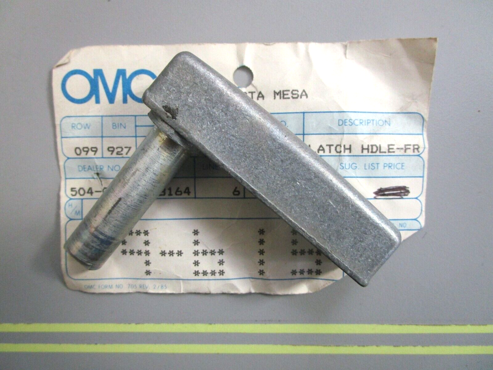 *NEW OEM* 0750 OMC Johnson Evinrude LATCH HANDLE 322537 0322537