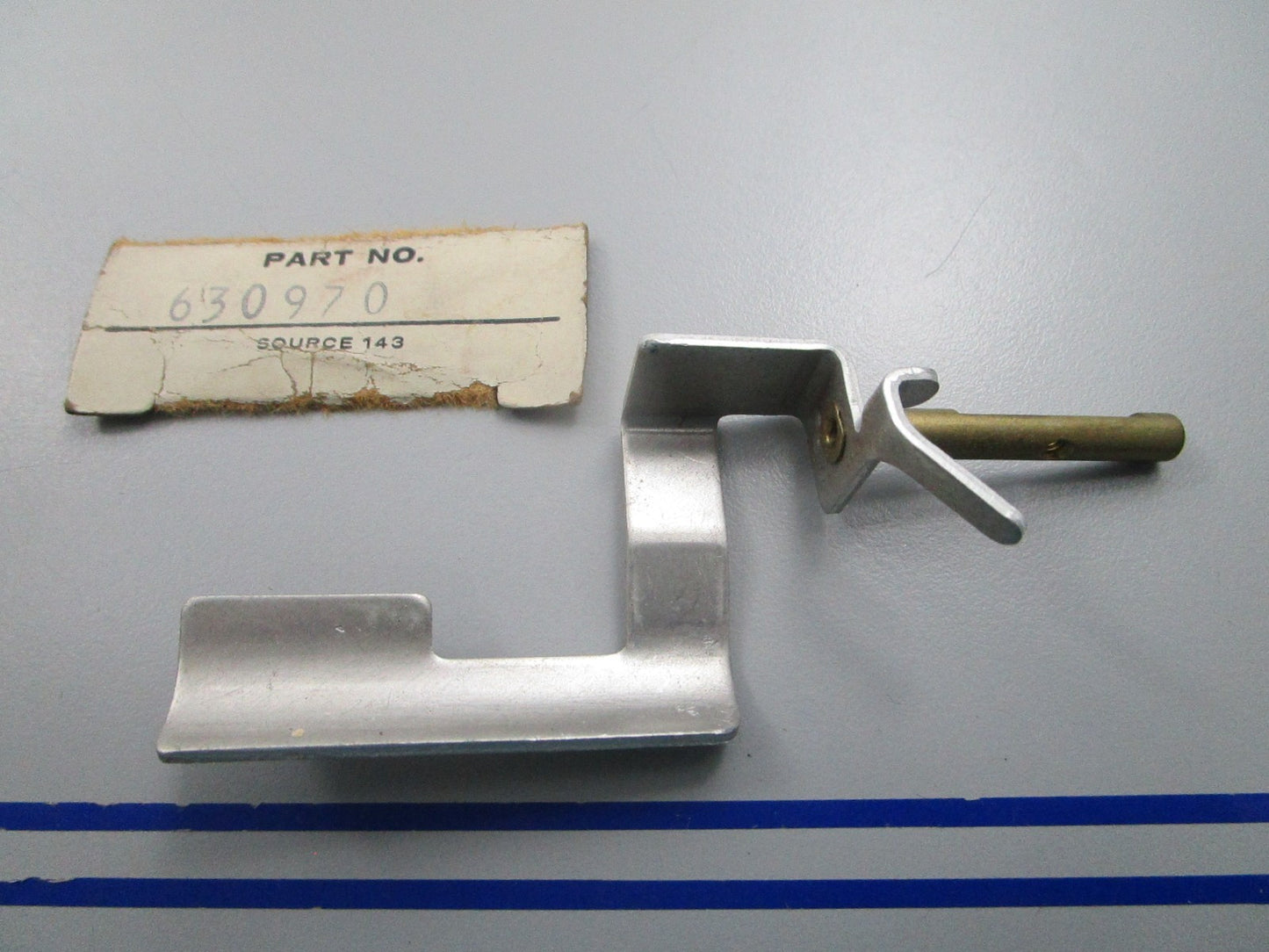 NEW OEM 630970 Tecumseh Shaft & Lever 0810