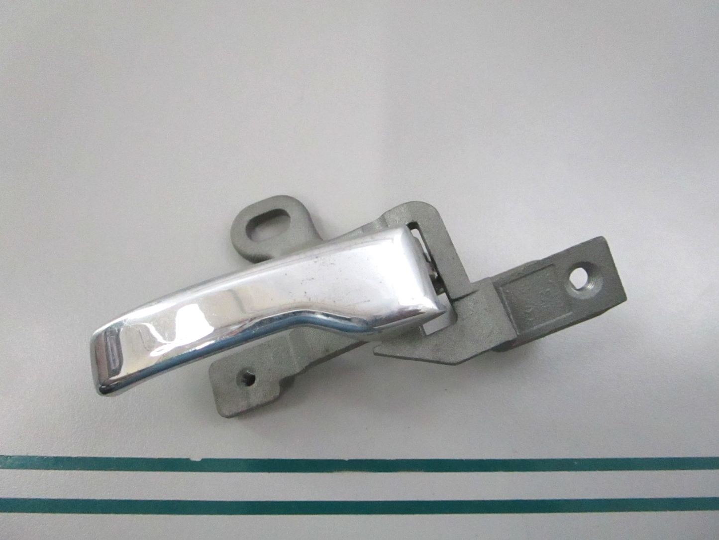 NEW OEM A1237600161 Bosch Door Handle 0810