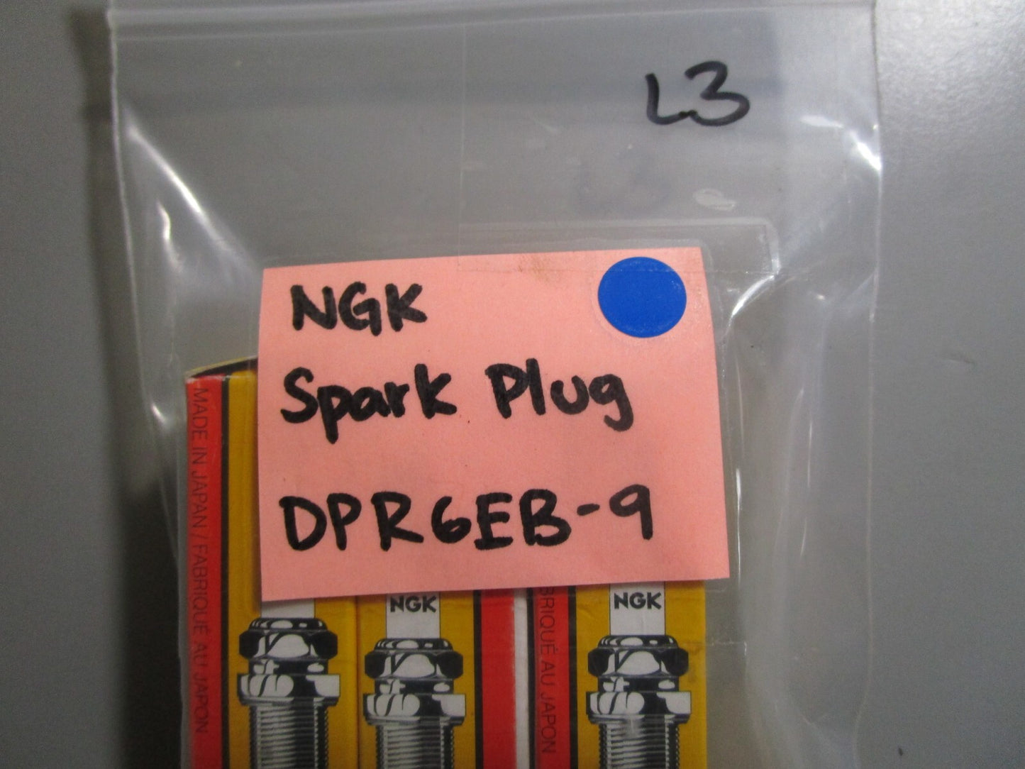 *NEW* (LOT OF 3) 0810 NGK Spark Plug DPR6EB-9