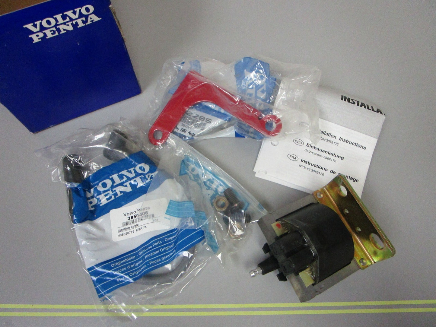 *NEW OEM* 0720 Volvo Penta Ignition Coil Kit 3862176