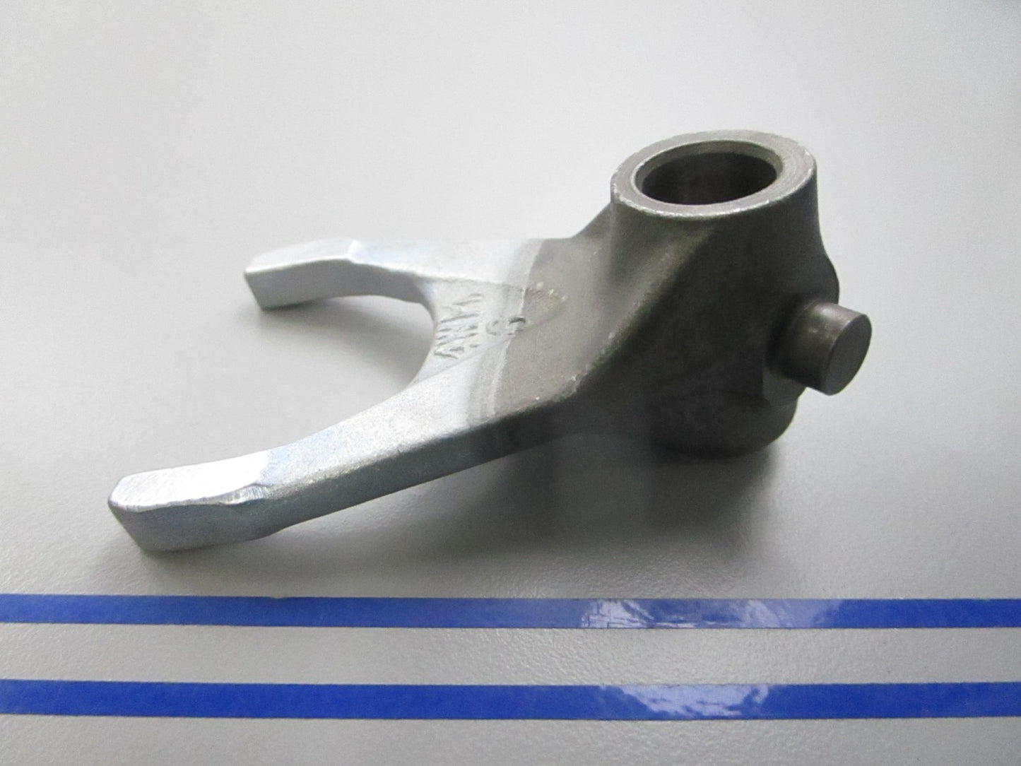 NEW OEM 4WM-18512-00-00 Yamaha Shift Fork 0810