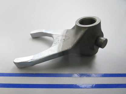 NEW OEM 4WM-18512-00-00 Yamaha Shift Fork 0810