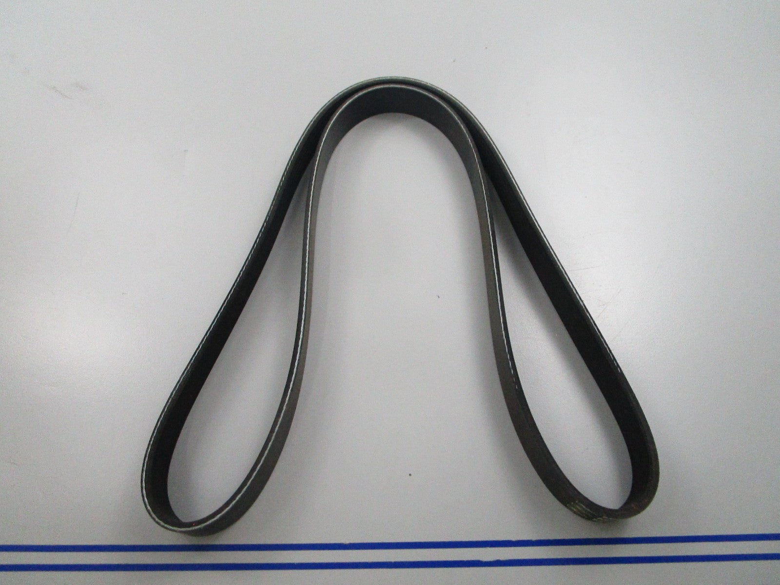 NEW K060468 Gates Micro-V Serpentine Belt 0810