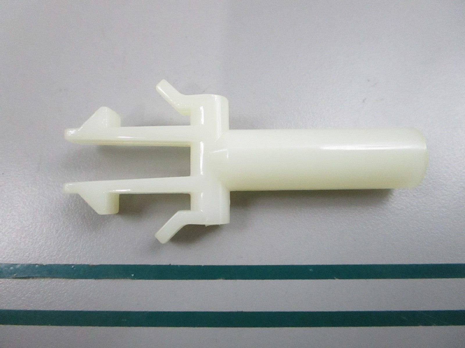 NEW OEM 836411 Whirlpool Shelf Support 0810
