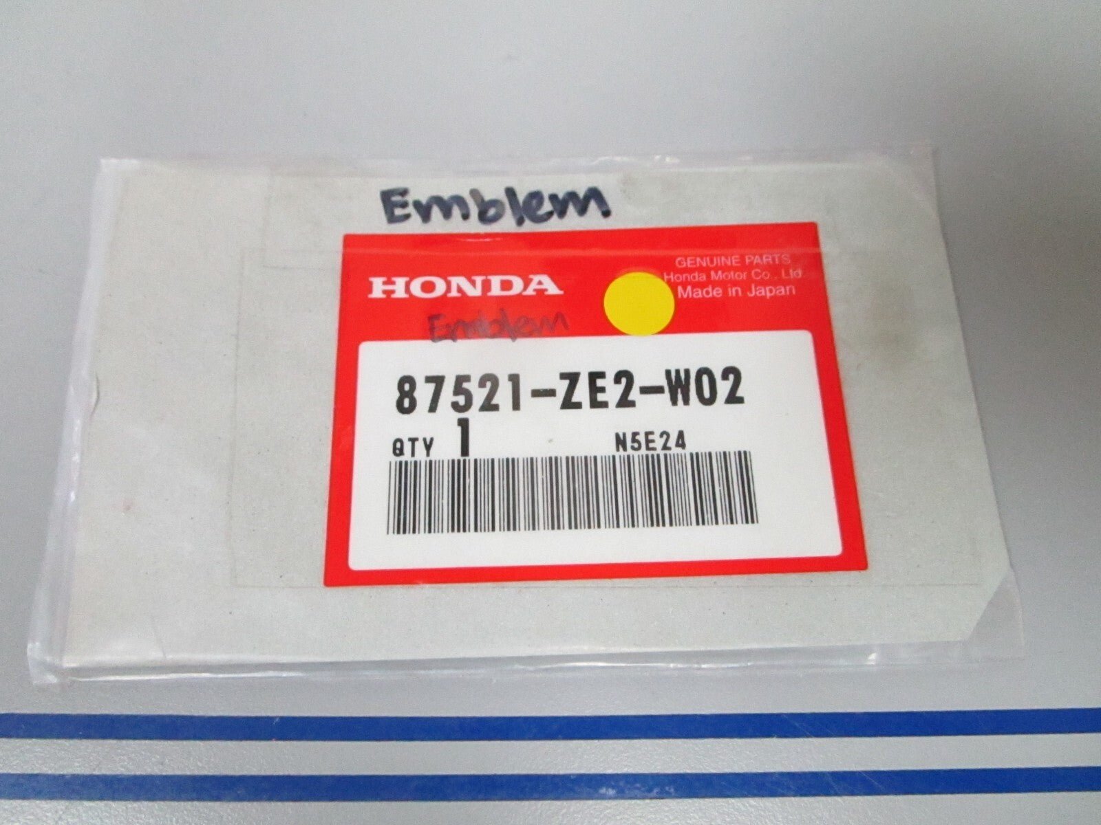 *NEW OEM* 0810 Honda Emblem 87521-ZE2-W02