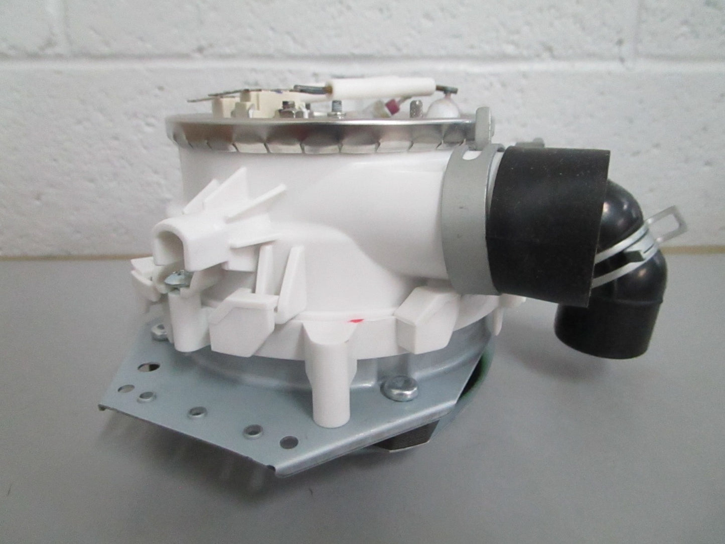 *NEW OEM* 0820 LG SVC Pump Assy AGM30016301
