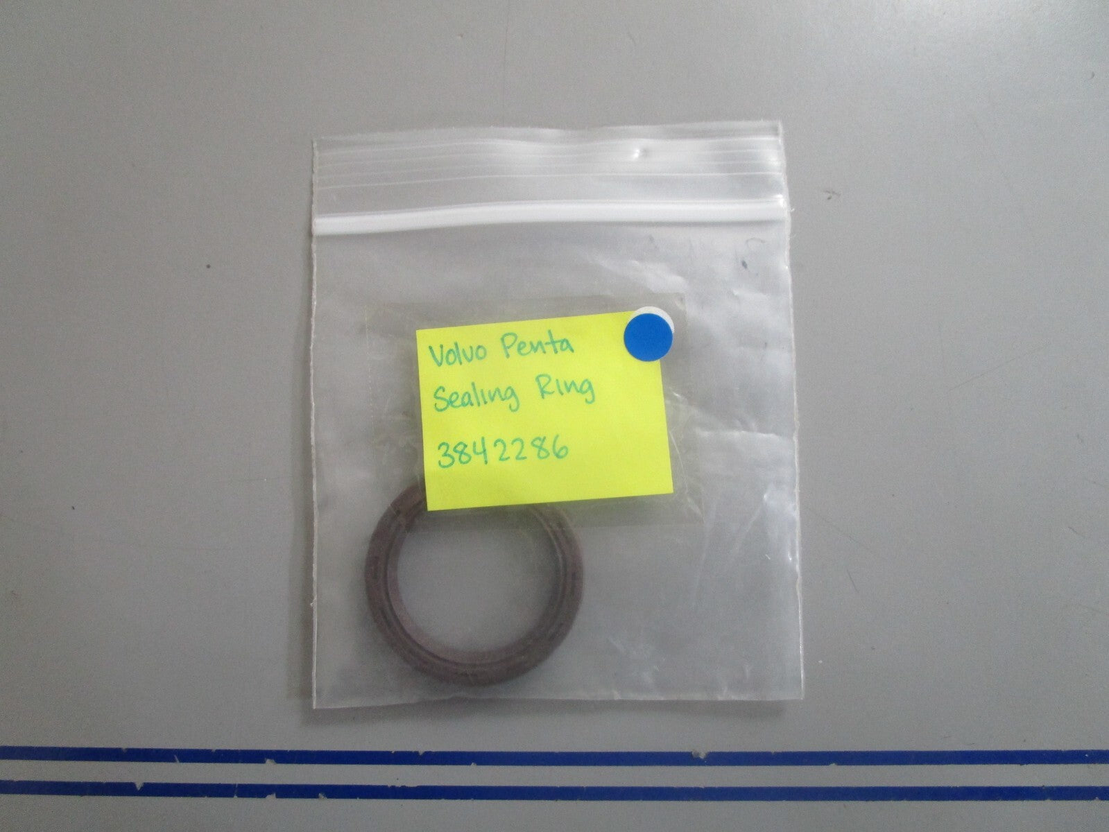 *NEW OEM* 0810 Volvo Penta Sealing Ring 3842286