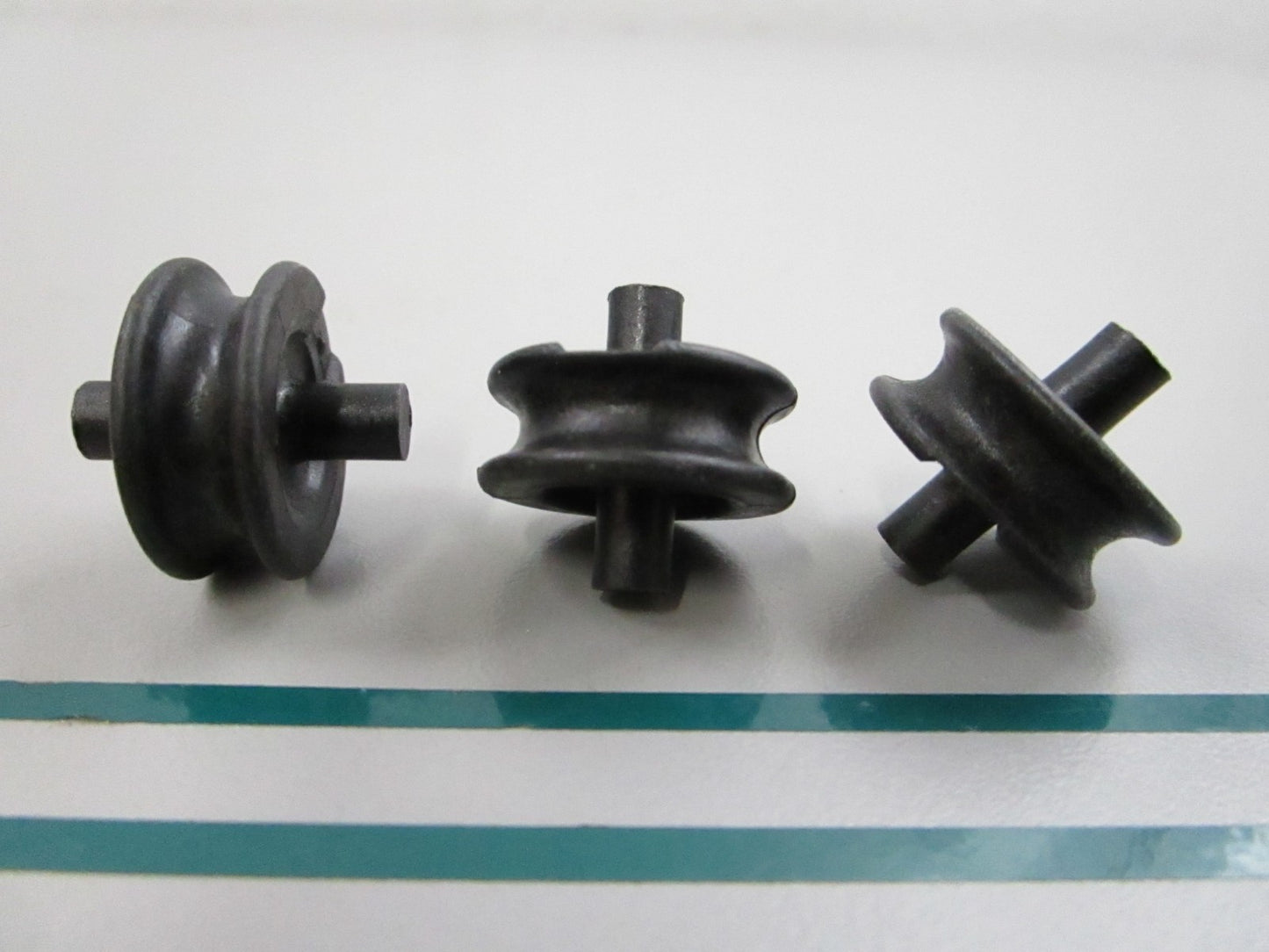 NEW OEM (LOT OF 3) 345734 Jacobsen Pulley Guide 0810