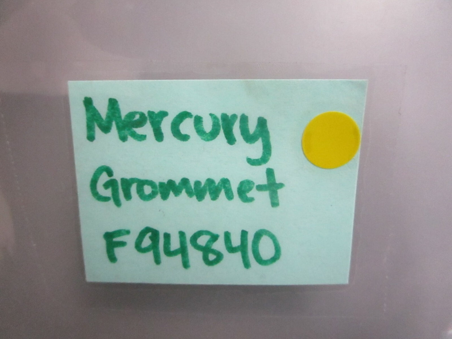 *NEW OEM* 0810 Mercury Quicksilver Grommet F94840