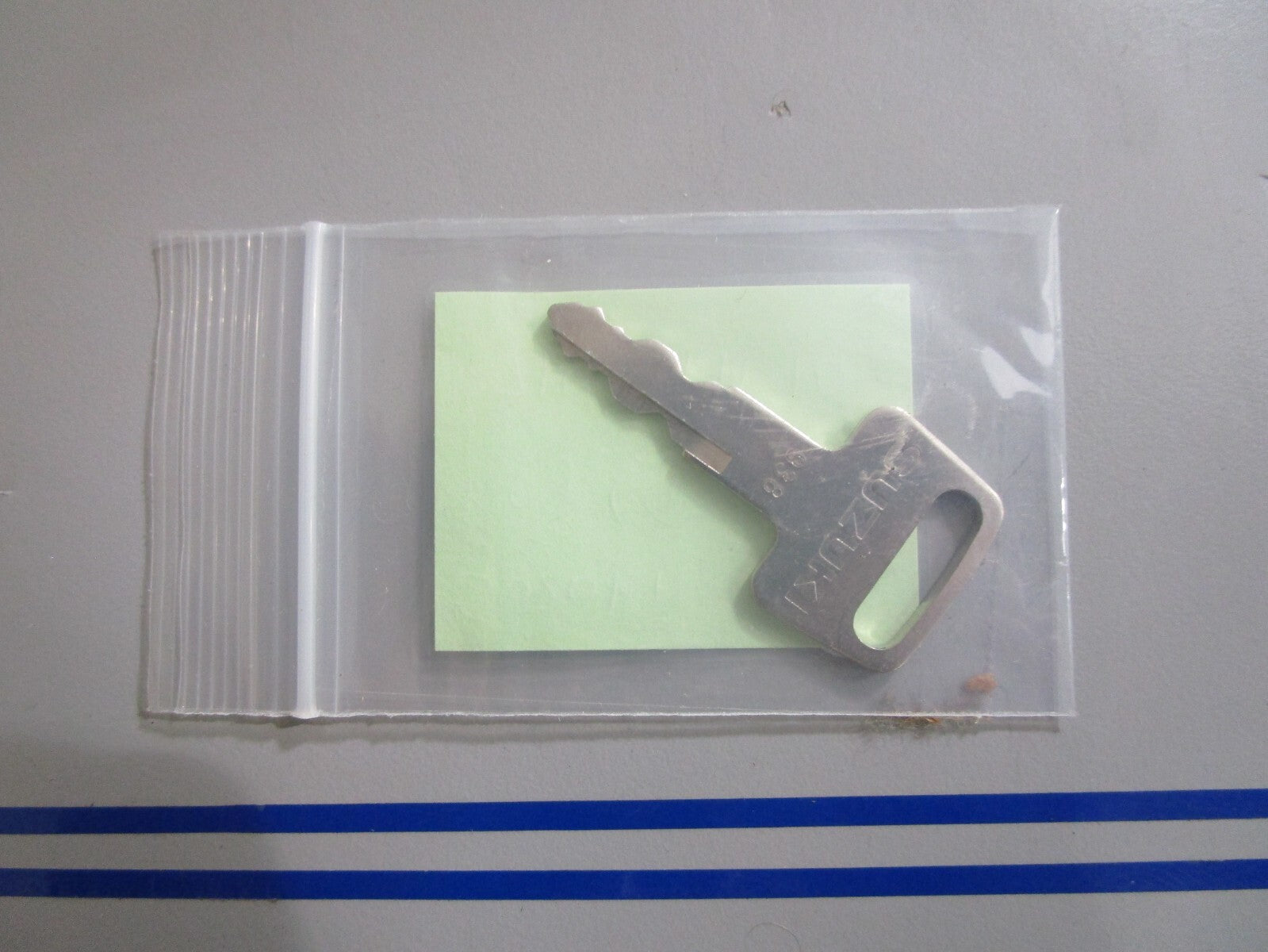 *NEW OEM* 0810 Suzuki Key (938) 37141-99E70