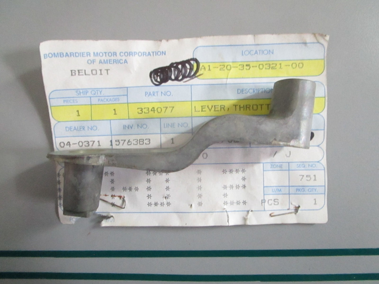 NEW OEM 334077 0334077 OMC Johnson Evinrude Throttle Lever 0820
