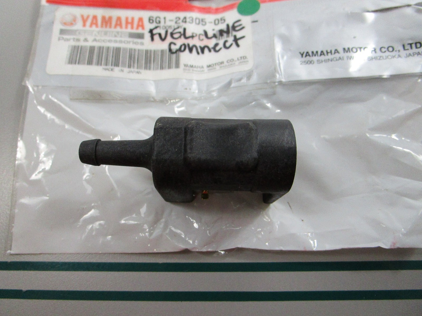 NEW OEM 6G1-24305-05-00 Yamaha Fuel Line Connect 0810