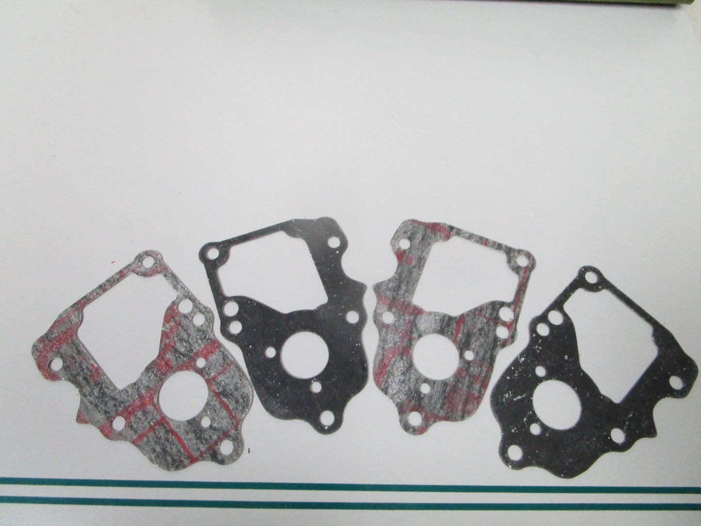 NEW OEM (LOT OF 4) 312946 0312946 OMC Johnson Evinrude Mounting Gasket 0810