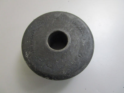 *NEW OEM* 0810 OMC Johnson Evinrude Rubber Mount Assembly 981356 0981356