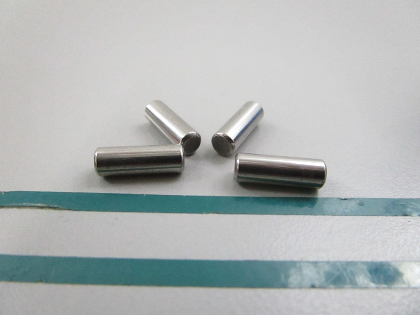NEW OEM (LOT OF 4) 93604-12037-00 Yamaha Dowel 0810