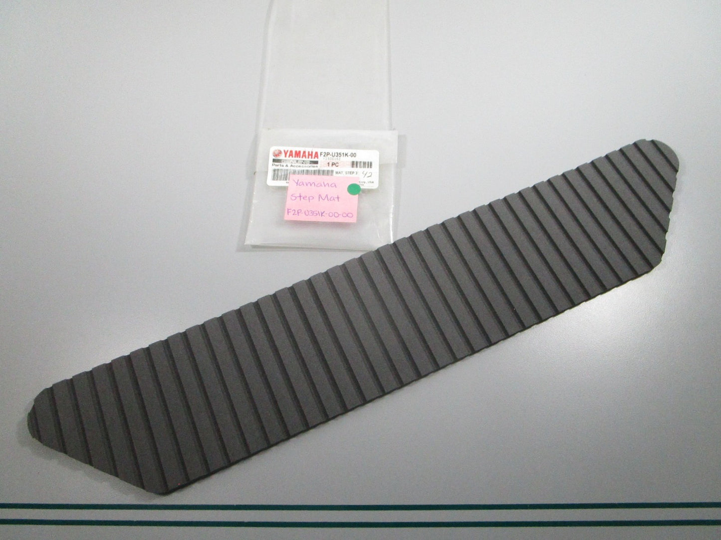 NEW OEM F2P-U351K-00-00 Yamaha Step Mat 0810