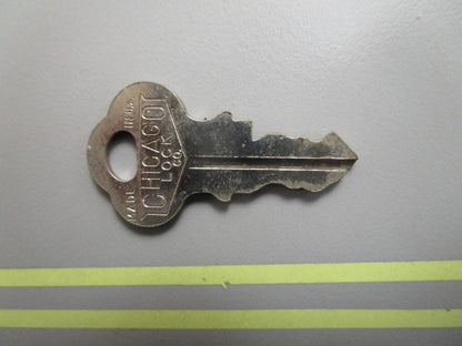 *NEW OEM* 0810 OMC Johnson Evinrude Ignition Key KF27 501542 0501542