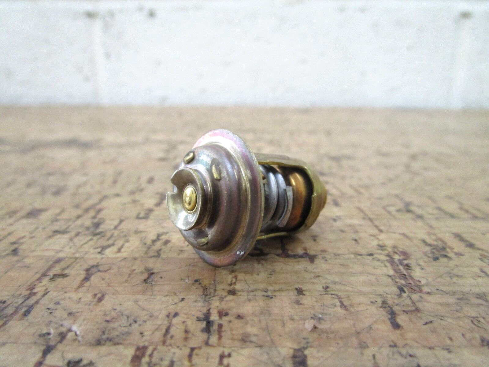 *NEW OEM* 0750 OMC Johnson Evinrude THERMOSTAT 384444 0384444