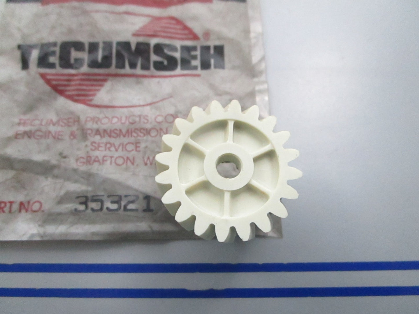 NEW OEM 35321 Tecumseh Governor Gear 0810