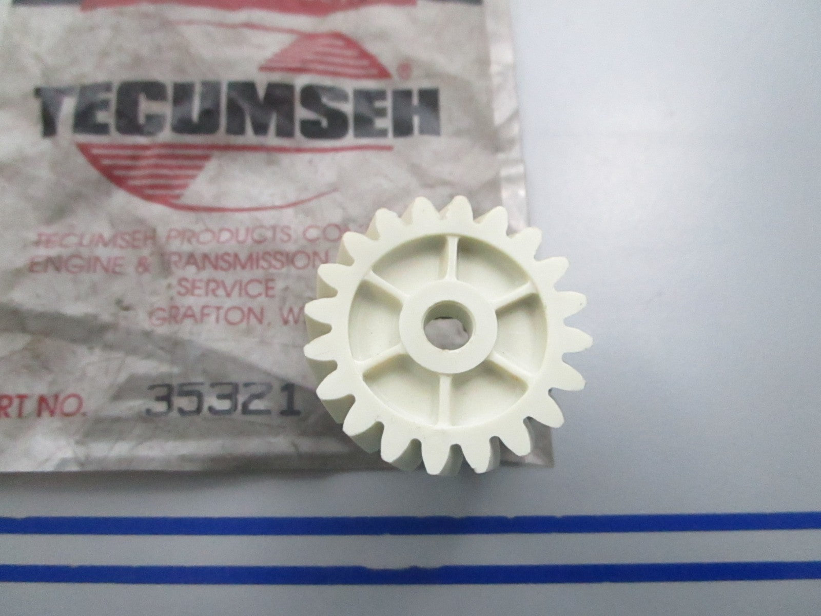 NEW OEM 35321 Tecumseh Governor Gear 0810