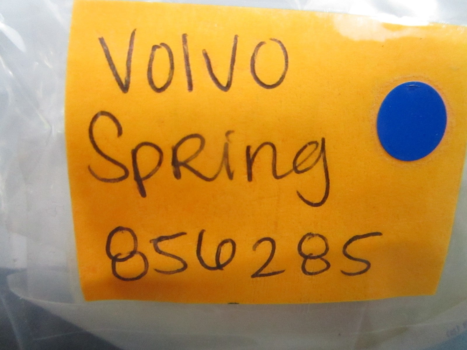 *NEW OEM* (LOT OF 2) 0810 Volvo Penta Spring 856285